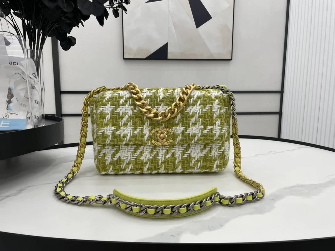 Green Handbag Y847480