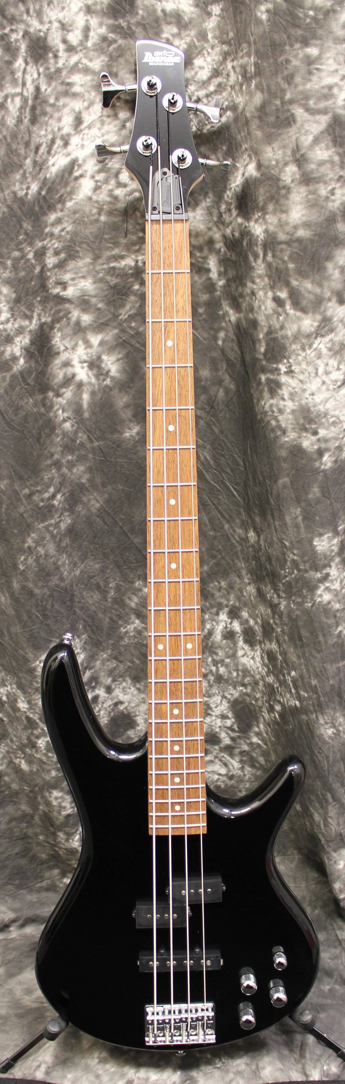 Black Electric Bass Guitar Y914826