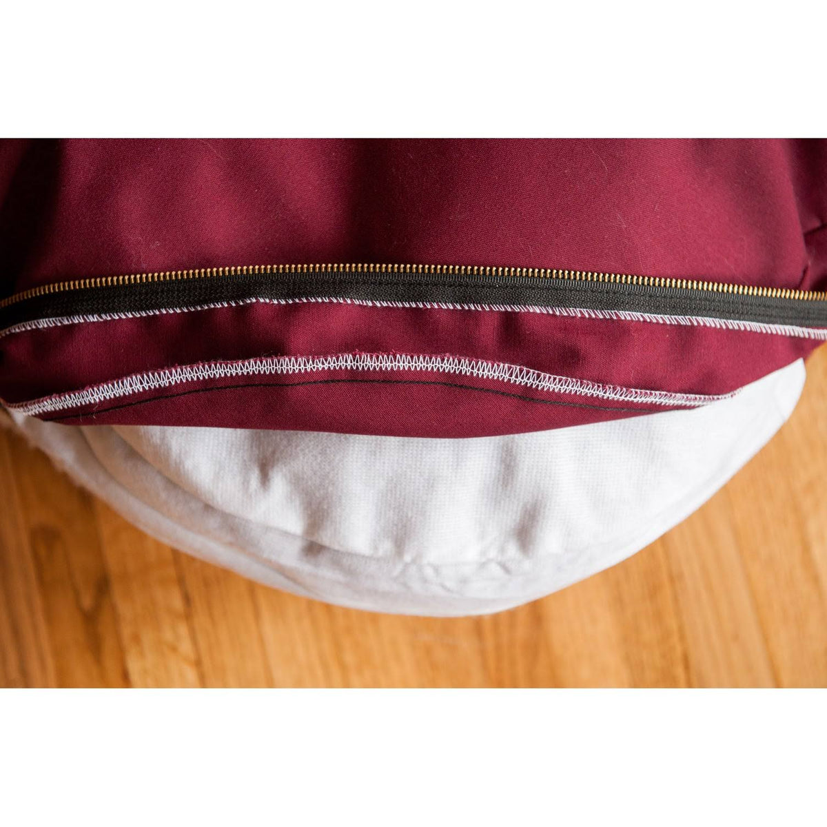 Navy Orthopedic Cozy Cave Pet Bed R536