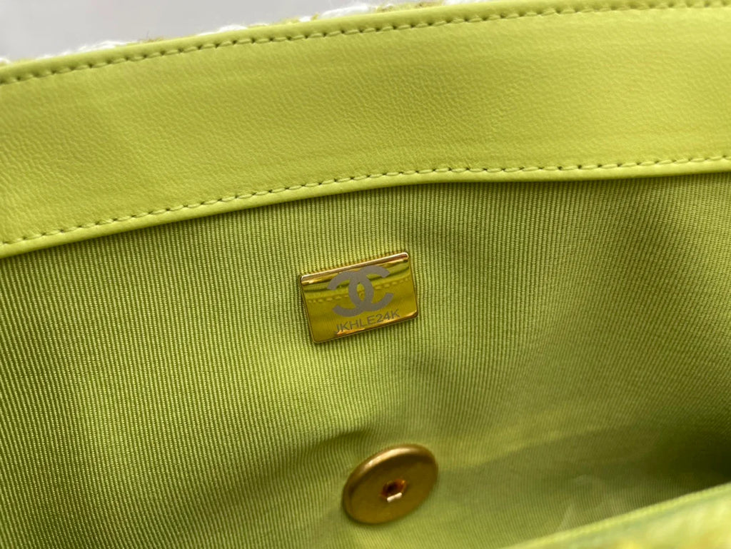 Green Handbag Y847480