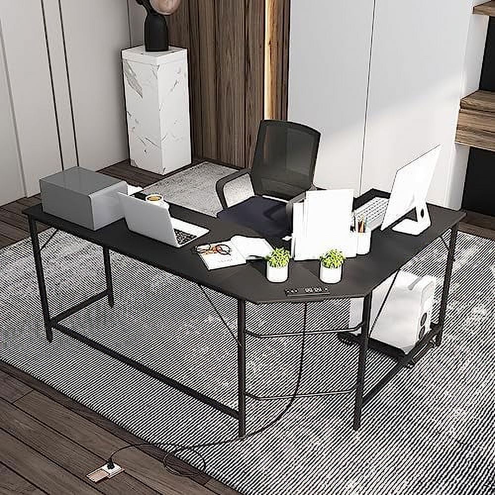 L-Shaped Office Desk with Power Outlets Y5129