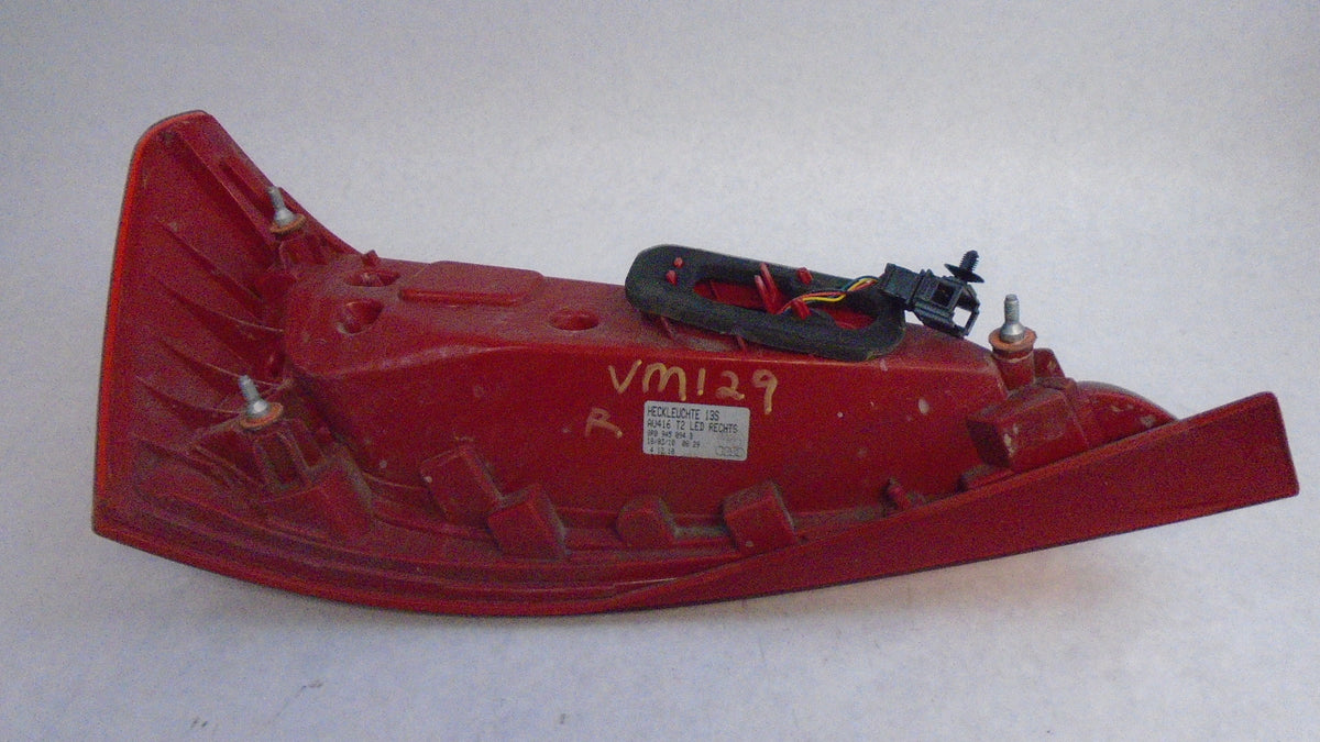 Passenger Side Tail Light for Audi Q5 F556