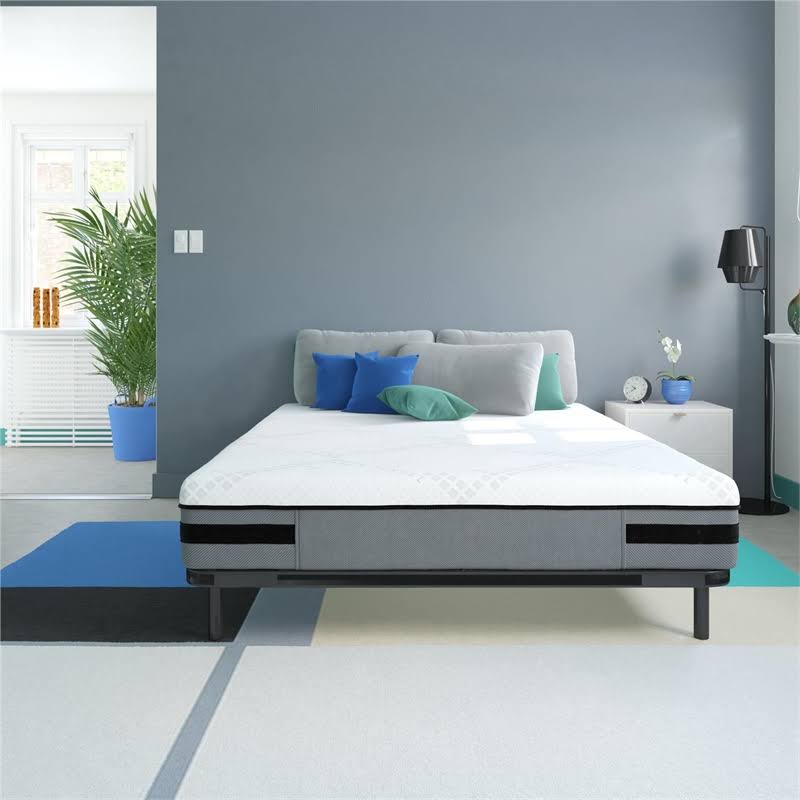 Queen Size 4-Layer Gel Memory Foam Mattress L82855