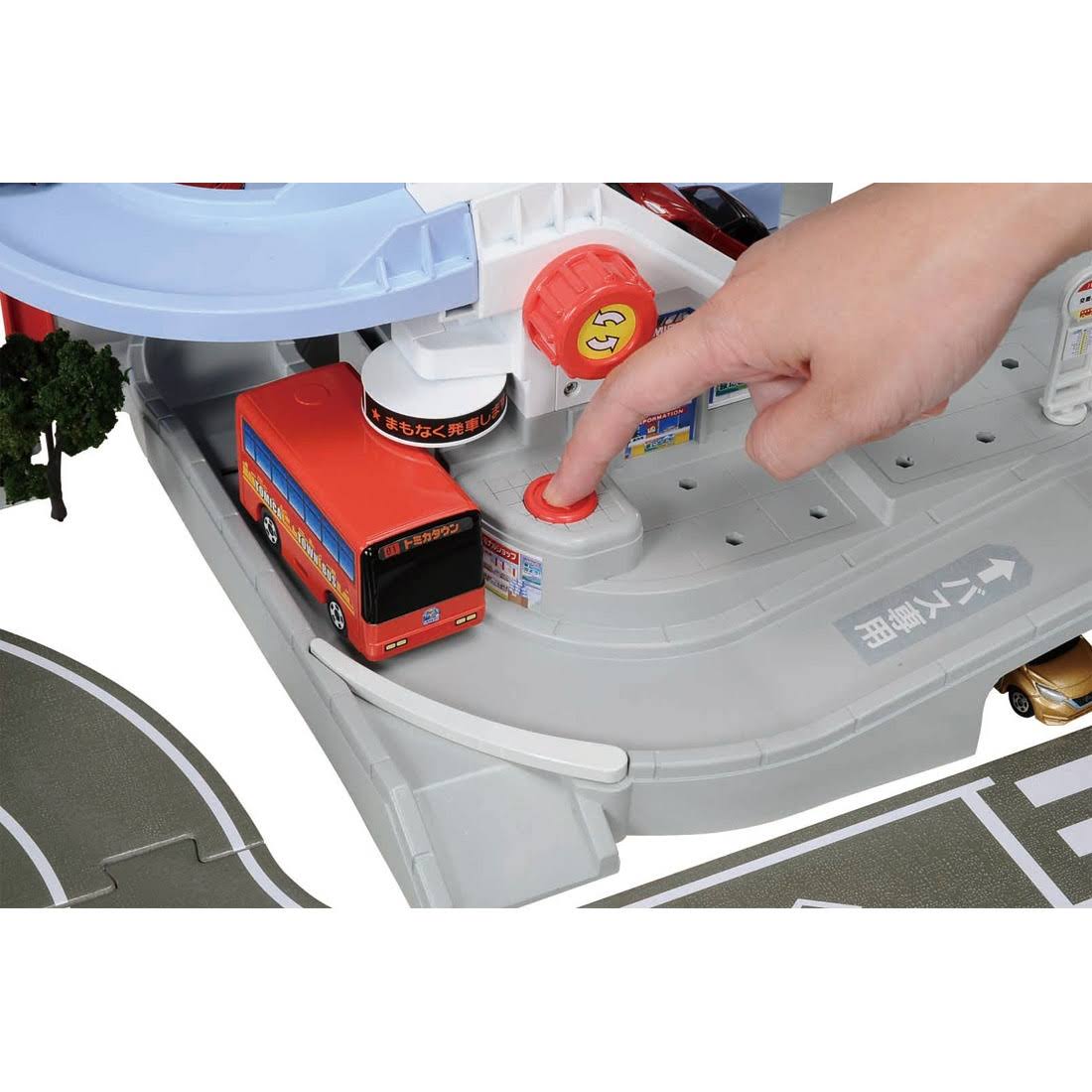 Tomica Bus T820