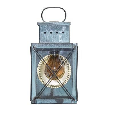 Antique Brass Outdoor Wall Lantern O658