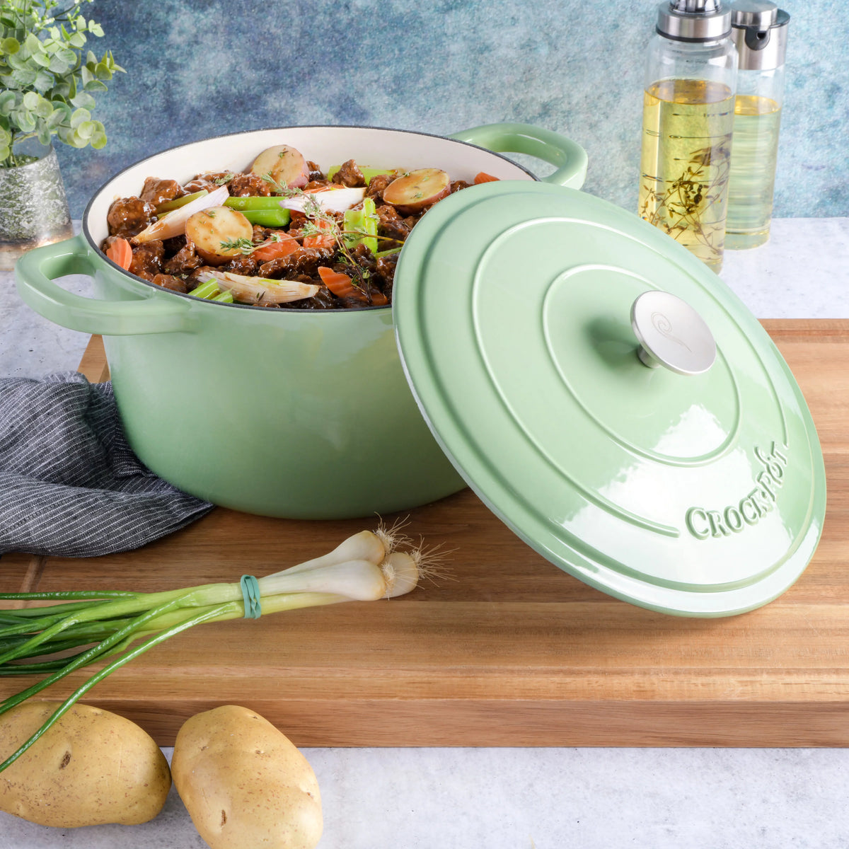 7-Quart Round Dutch Oven P517113