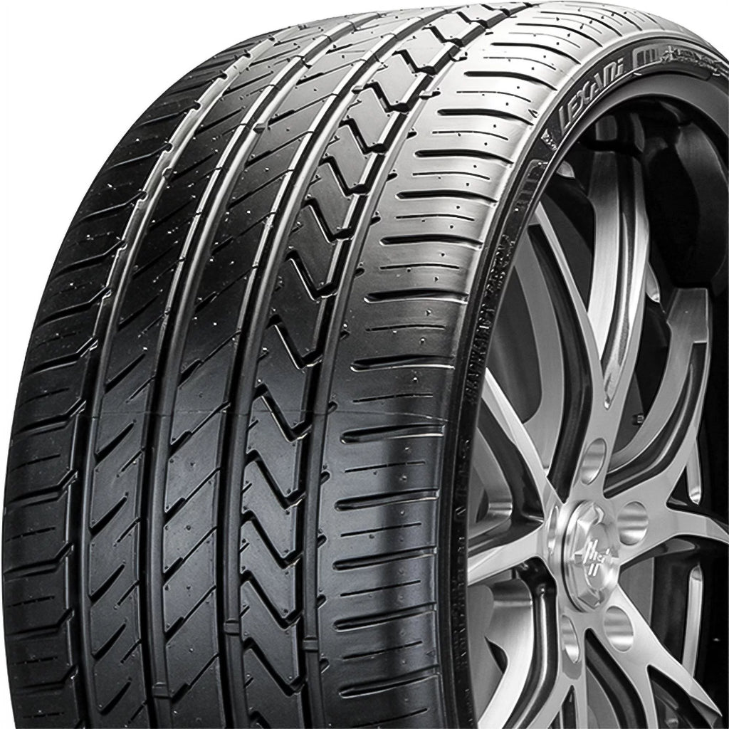 285/35ZR20 104Y XL A/S Performance Tire S8202
