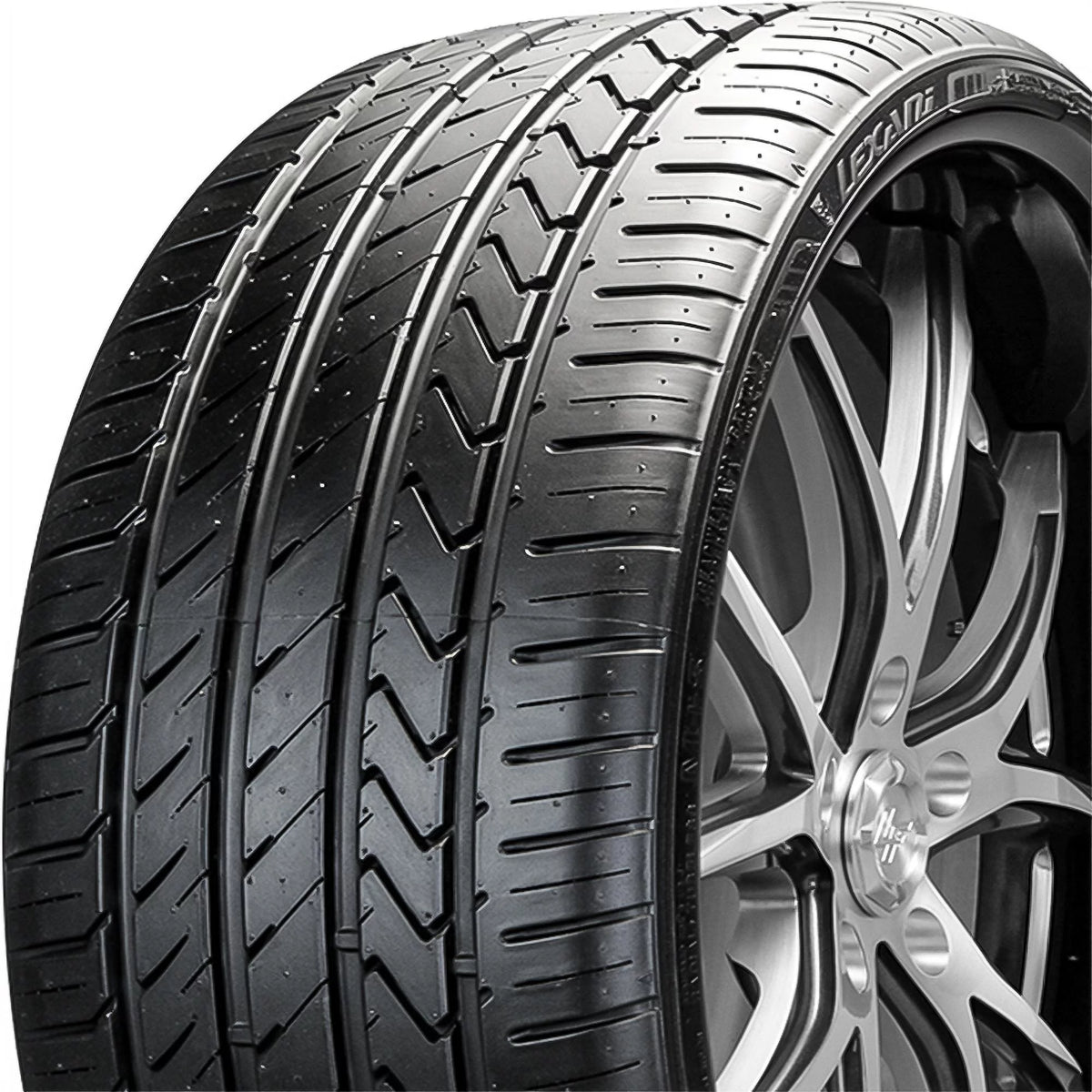 285/35ZR20 104Y XL A/S Performance Tire S8202