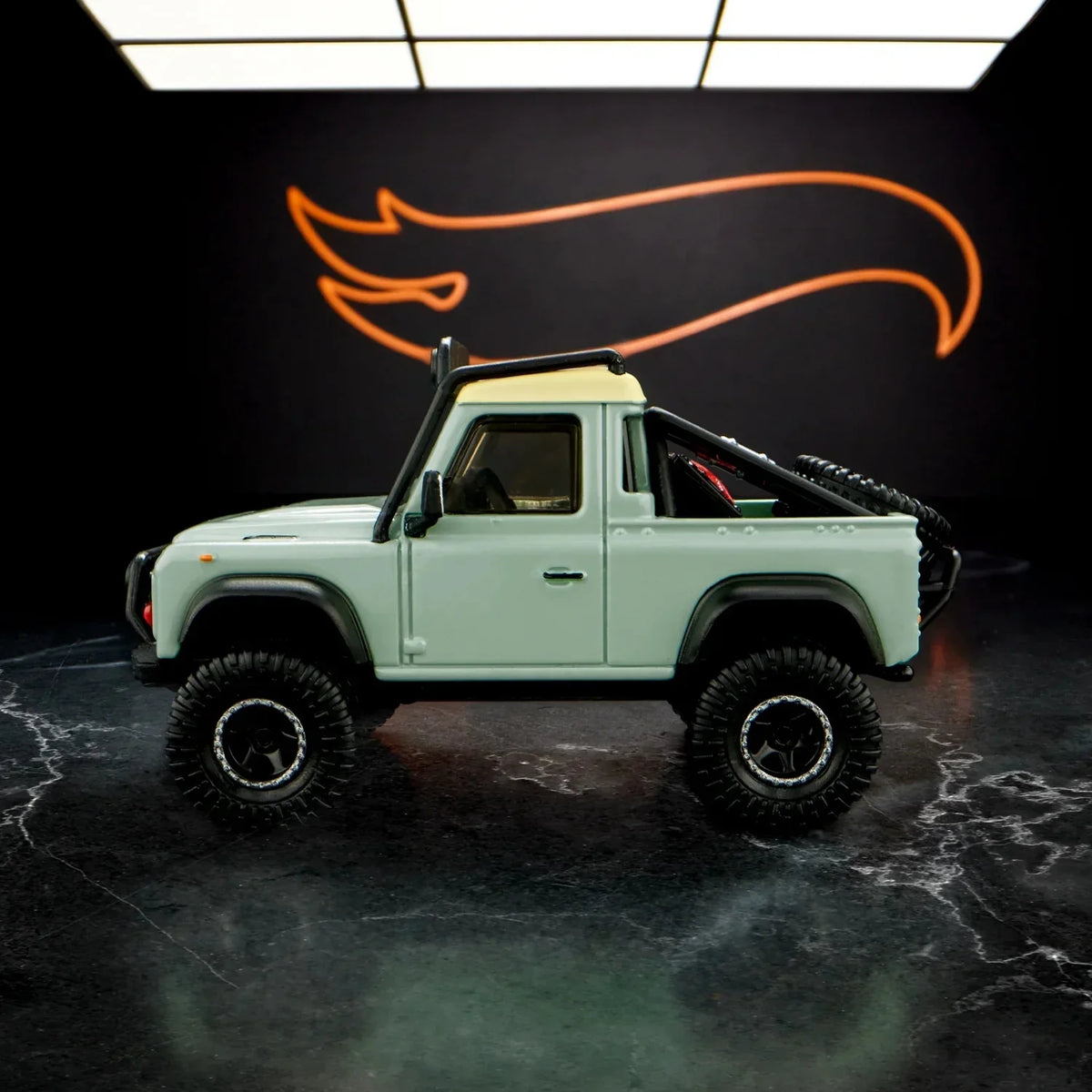 Land Rover Defender 90 Pickup H73101
