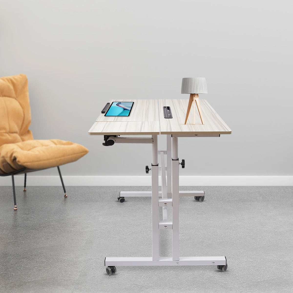 Adjustable Mobile Stand Up Desk with Footrest Y19838